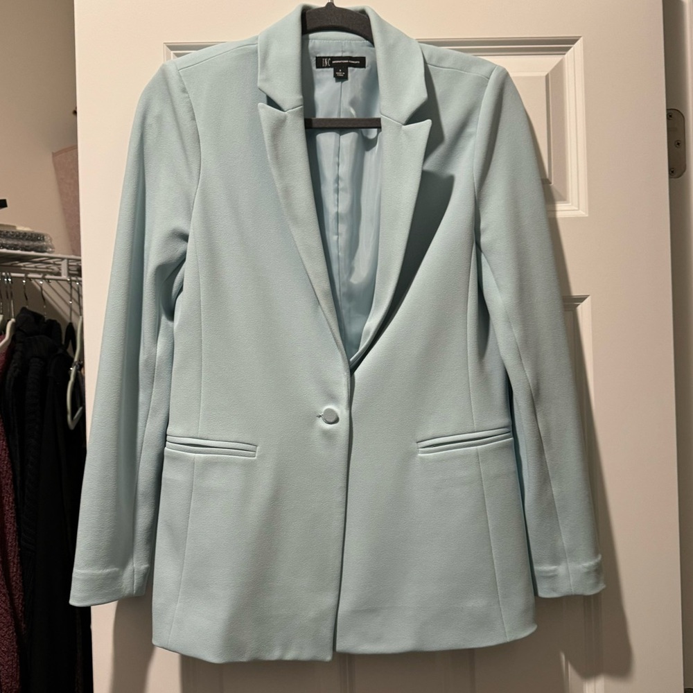 Women’s oversized baby blue blazer in small